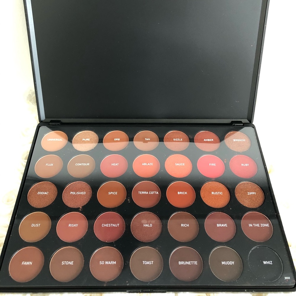 COPY - MORPHE neutral eyeshadow color palette
